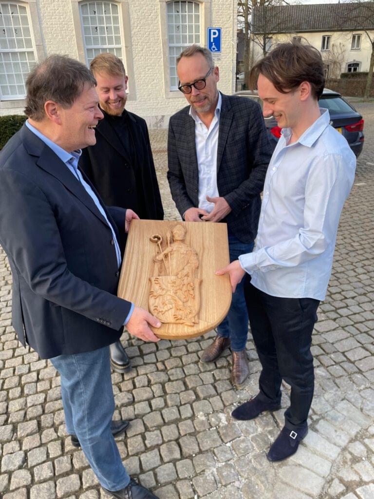 Houten gemeentewapen wapenschild vaals OVB WOOD - houtsnijwerk